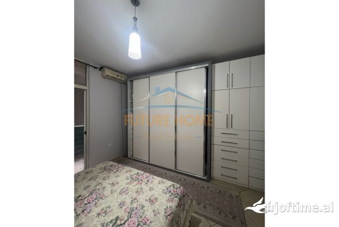 Shtepi me qera Apartament ne Tirane, 2+1, Mobilimi E mobiluar, Pagesa 649  Euro.