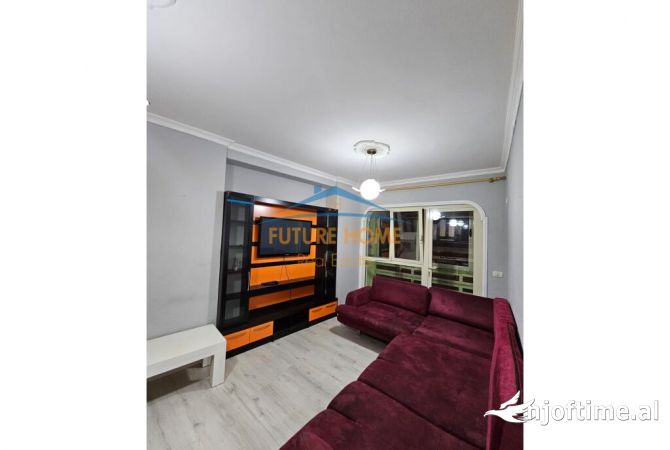 Shtepi me qera 2+1 ne Tirane - 400 Euro