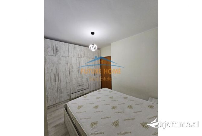 Shtepi me qera Apartament ne Tirane, 2+1, Mobilimi E mobiluar, Pagesa 400  Euro.
