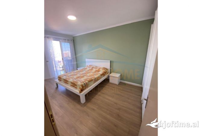 Shtepi me qera 2+1 ne Tirane - 549 Euro