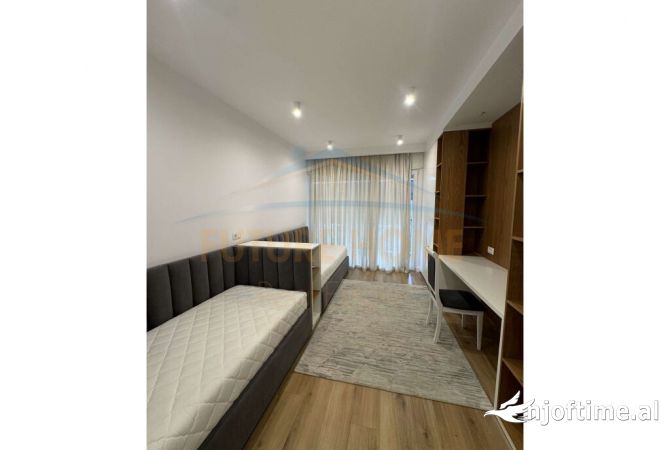 Shtepi me qera Apartament ne Tirane, 2+1, Mobilimi E mobiluar, Pagesa 899  Euro.