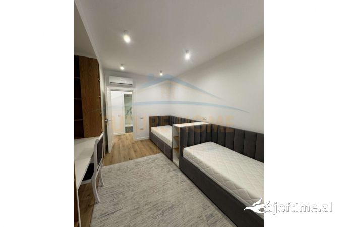Shtepi me qera Apartament ne Tirane, 2+1, Mobilimi E mobiluar, Pagesa 899  Euro.