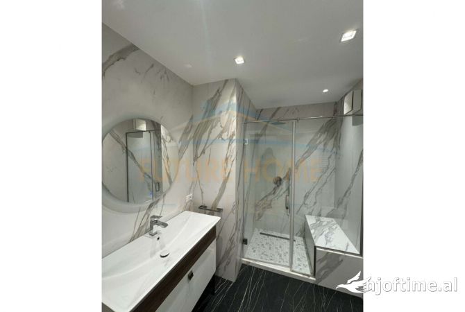 Shtepi me qera Apartament ne Tirane, 2+1, Mobilimi E mobiluar, Pagesa 899  Euro.