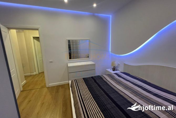 Shtepi me qera Apartament ne Tirane, 2+1, Mobilimi E mobiluar, Pagesa 800  Euro.