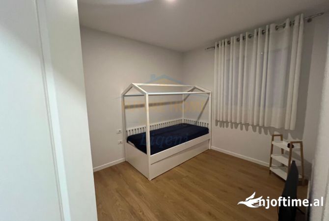 Shtepi me qera Apartament ne Tirane, 2+1, Mobilimi E mobiluar, Pagesa 800  Euro.