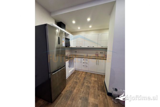 Shtepi me qera 2+1 ne Tirane - 499 Euro