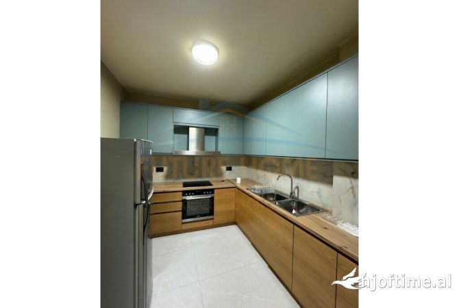 Shtepi me qera 2+1 ne Tirane - 799 Euro