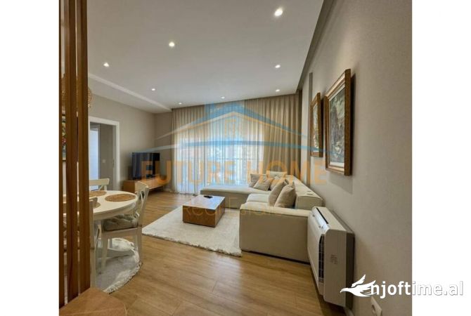 Shtepi me qera 2+1 ne Tirane - 1,200 Euro