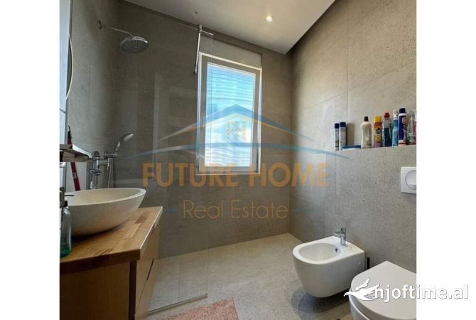 Shtepi me qera Apartament ne Tirane, 2+1, Mobilimi E mobiluar, Pagesa 1,200  Euro.