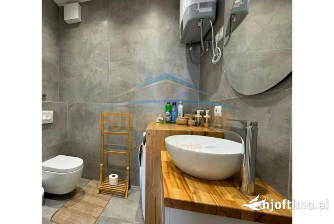 Shtepi me qera Apartament ne Tirane, 2+1, Mobilimi E mobiluar, Pagesa 1,200  Euro.