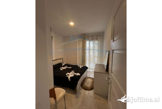 Shtepi me qera Apartament ne Tirane, 1+1, Mobilimi E mobiluar, Pagesa 460  Euro.