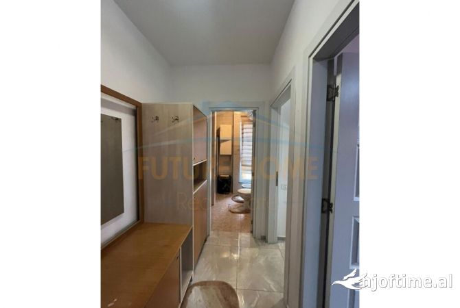 Shtepi me qera Apartament ne Tirane, 1+1, Mobilimi E mobiluar, Pagesa 460  Euro.