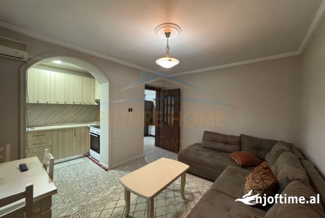Shtepi me qera 3+1 ne Tirane - 699 Euro