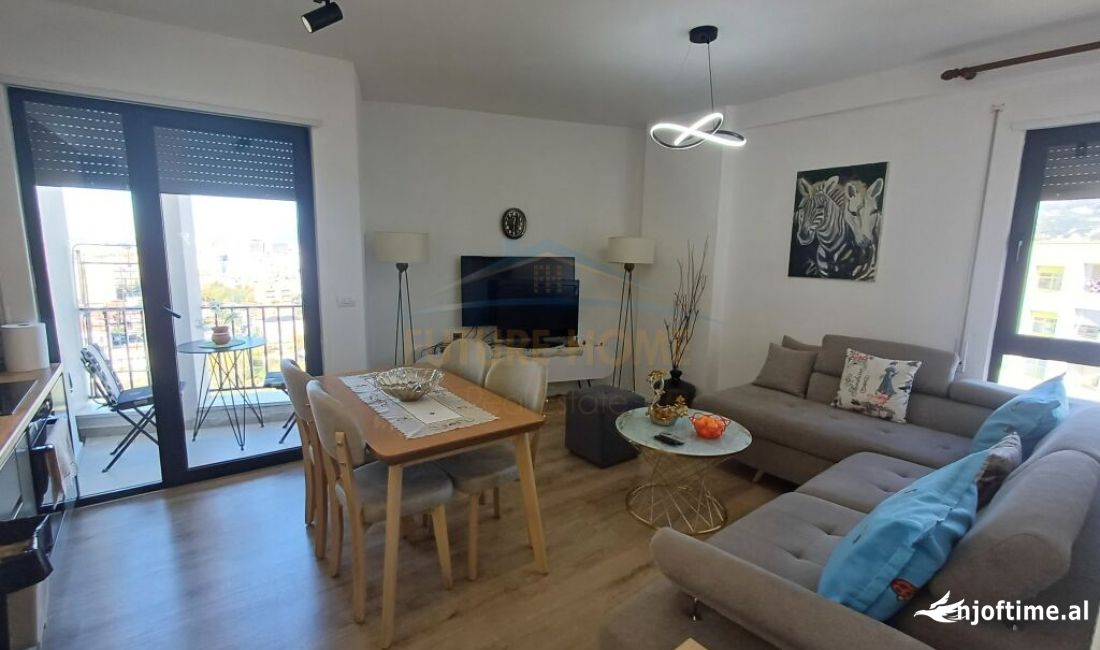 Shtepi ne shitje Apartament ne Tirane, 2+1, Mobilimi E mobiluar, Pagesa 149,000  Euro.