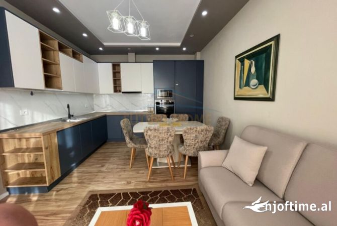 Shtepi me qera 1+1 ne Tirane - 599 Euro
