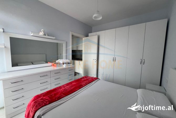 Shtepi me qera Apartament ne Tirane, 1+1, Mobilimi E mobiluar, Pagesa 700  Euro.