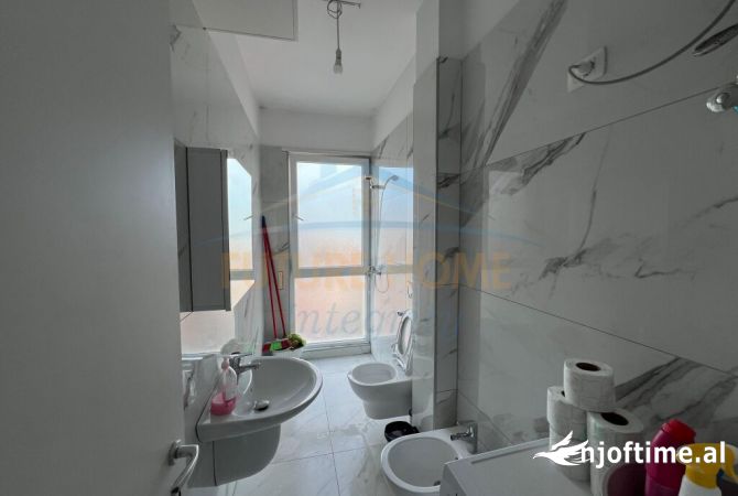 Shtepi me qera Apartament ne Tirane, 1+1, Mobilimi E mobiluar, Pagesa 700  Euro.