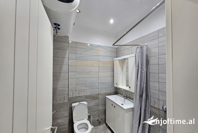 Shtepi me qera Apartament ne Tirane, 2+1, Mobilimi E mobiluar, Pagesa 899  Euro.