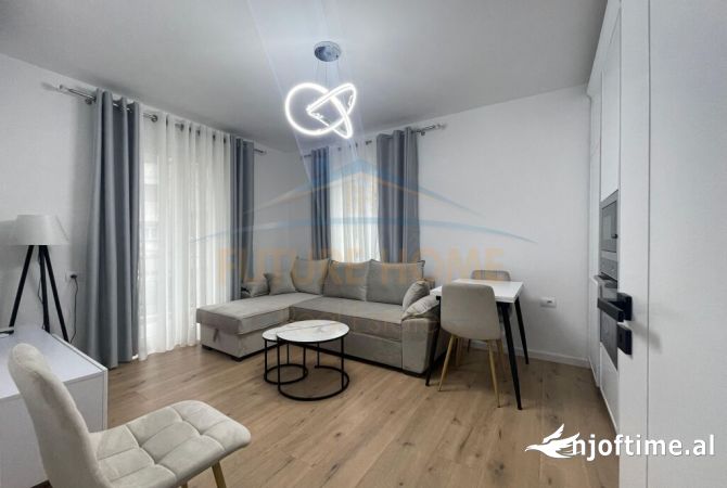 Shtepi me qera 2+1 ne Tirane - 699 Euro