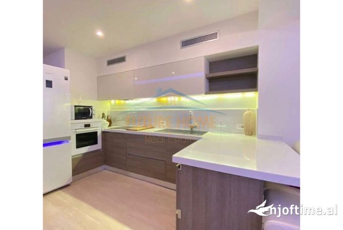 Shtepi me qera 2+1 ne Tirane - 1,000 Euro