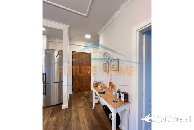 Shtepi ne shitje Apartament ne Tirane, 2+1, Mobilimi E mobiluar, Pagesa 220,000  Euro.