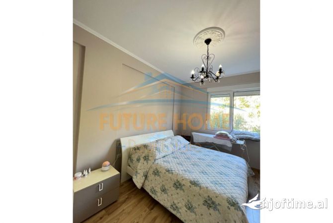 Shtepi ne shitje Apartament ne Tirane, 2+1, Mobilimi E mobiluar, Pagesa 220,000  Euro.