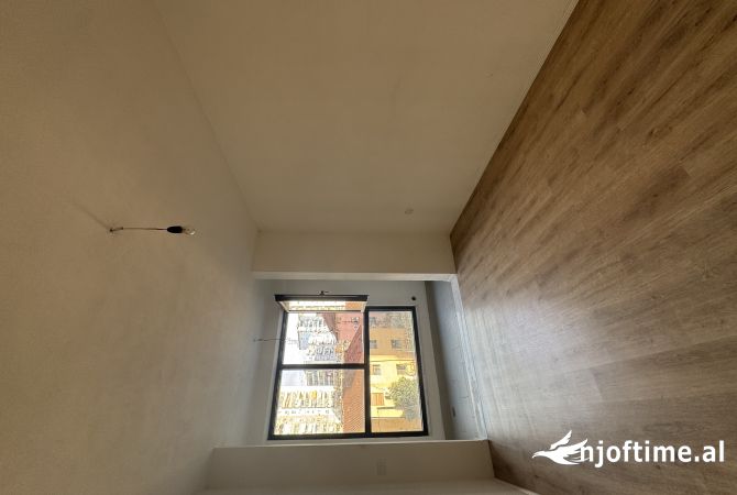 Shtepi me qera 1+1 ne Tirane - 399 Euro