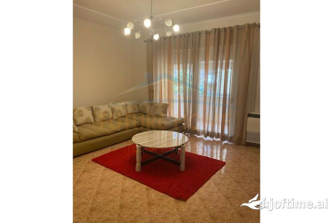 Shtepi me qera 3+1 ne Tirane - 799 Euro