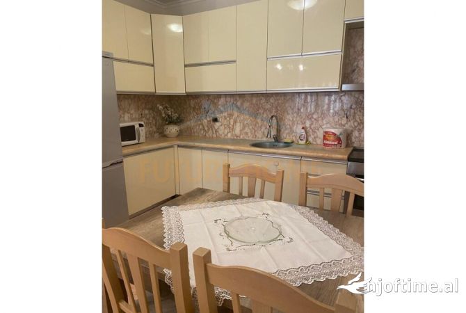 Shtepi me qera 3+1 ne Tirane - 799 Euro