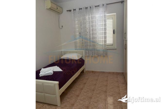 Shtepi me qera Apartament ne Tirane, 3+1, Mobilimi E mobiluar, Pagesa 799  Euro.