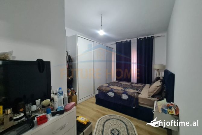 Shtepi ne shitje Apartament ne Tirane, 2+1, Mobilimi Bosh, pa mobiluar, Pagesa 123,000  Euro.