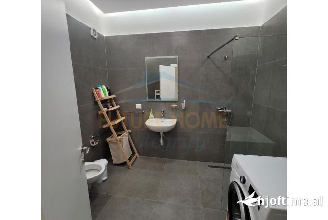 Shtepi me qera Apartament ne Tirane, 2+1, Mobilimi E mobiluar, Pagesa 799  Euro.