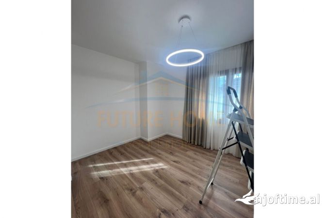 Shtepi me qera Apartament ne Tirane, 2+1, Mobilimi E mobiluar, Pagesa 750  Euro.
