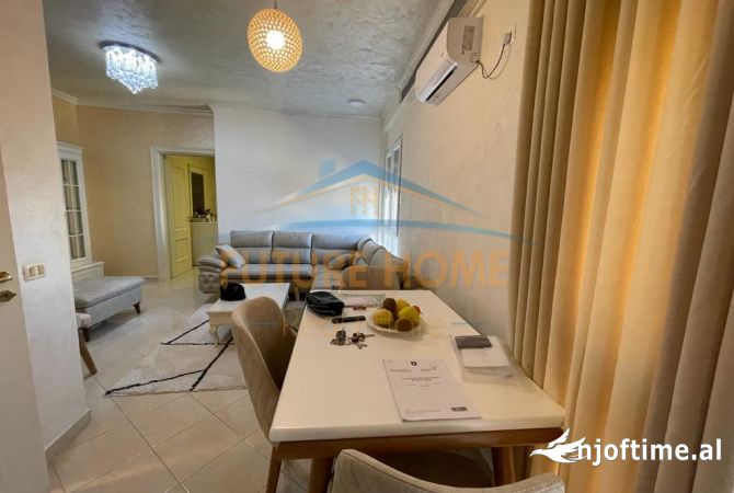 Shtepi ne shitje Apartament ne Tirane, 1+1, Mobilimi E mobiluar, Pagesa 110,000  Euro.