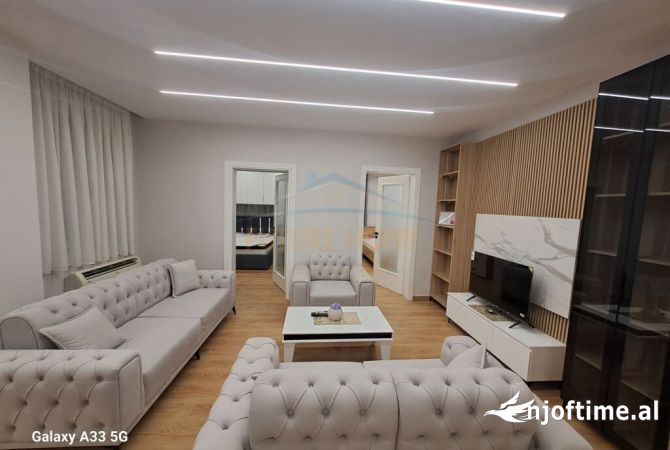 Shtepi me qera 2+1 ne Tirane - 650 Euro