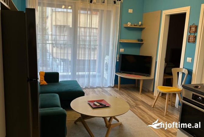Shtepi me qera 2+1 ne Tirane - 599 Euro