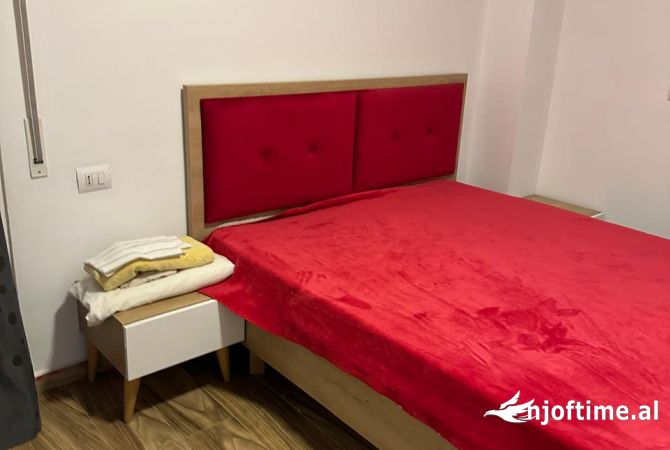 Shtepi me qera 2+1 ne Tirane - 599 Euro