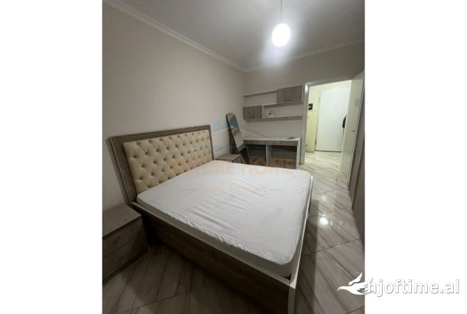 Shtepi me qera Apartament ne Tirane, 1+1, Mobilimi E mobiluar, Pagesa 600  Euro.