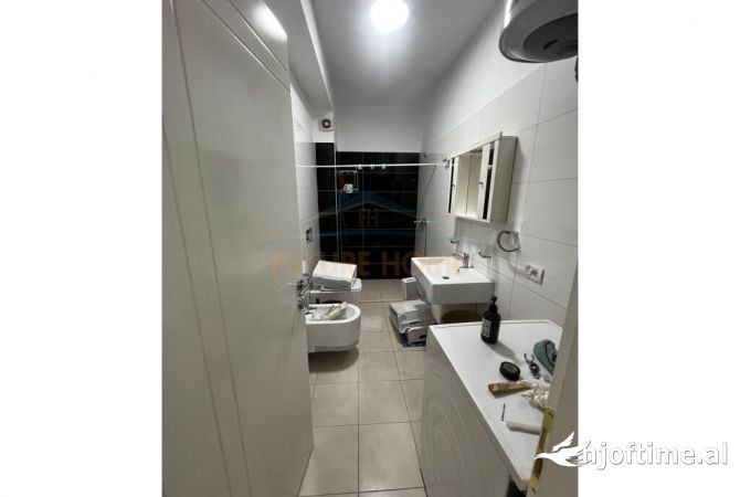 Shtepi me qera Apartament ne Tirane, 1+1, Mobilimi E mobiluar, Pagesa 600  Euro.