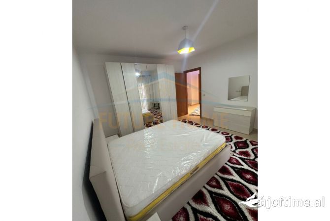 Shtepi me qera Apartament ne Tirane, 2+1, Mobilimi E mobiluar, Pagesa 799  Euro.