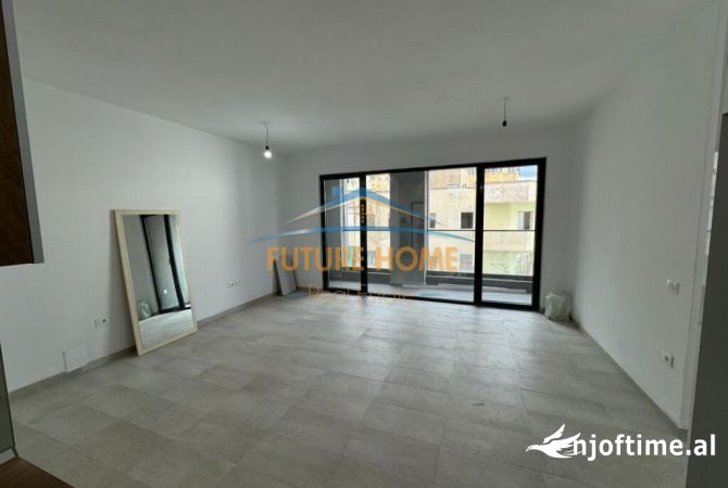 Shtepi me qera 2+1 ne Tirane - 700 Euro