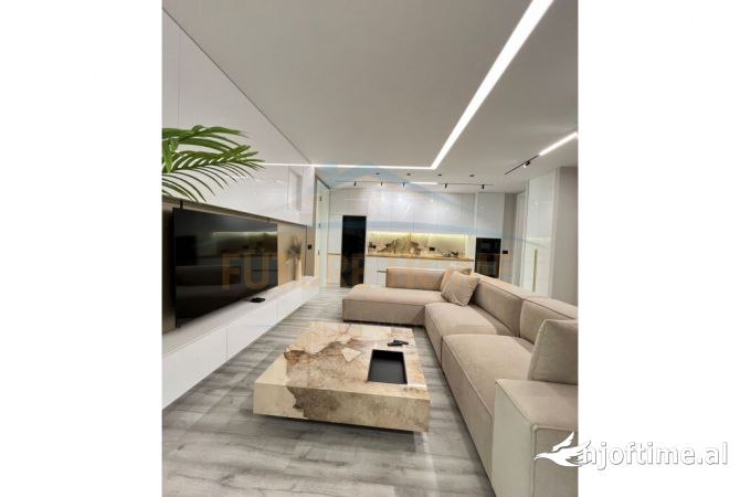 Shtepi me qera Apartament ne Tirane, 2+1, Mobilimi E mobiluar, Pagesa 2,300  Euro.