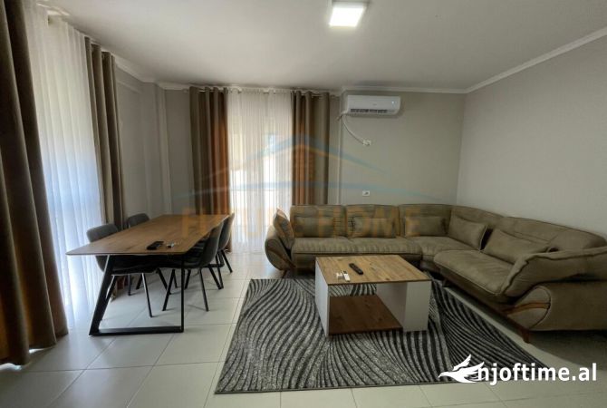 Shtepi me qera 2+1 ne Tirane - 750 Euro