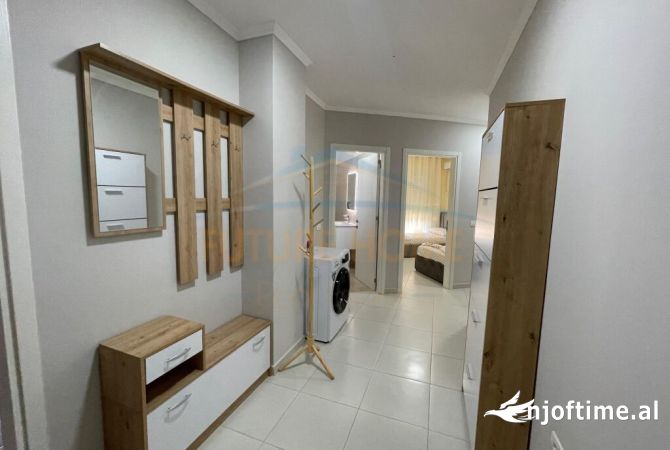 Shtepi me qera Apartament ne Tirane, 2+1, Mobilimi E mobiluar, Pagesa 750  Euro.