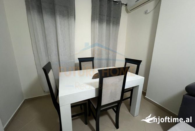 Shtepi me qera Apartament ne Tirane, 1+1, Mobilimi E mobiluar, Pagesa 550  Euro.