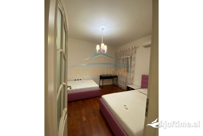 Shtepi me qera Apartament ne Tirane, 2+1, Mobilimi E mobiluar, Pagesa 900  Euro.