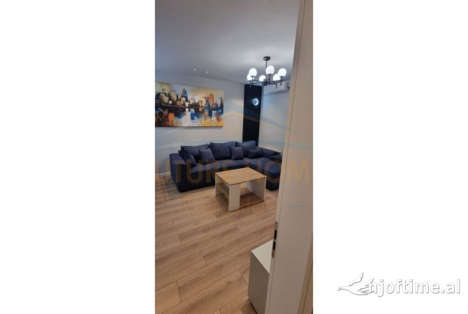 Shtepi me qera 2+1 ne Tirane - 600 Euro