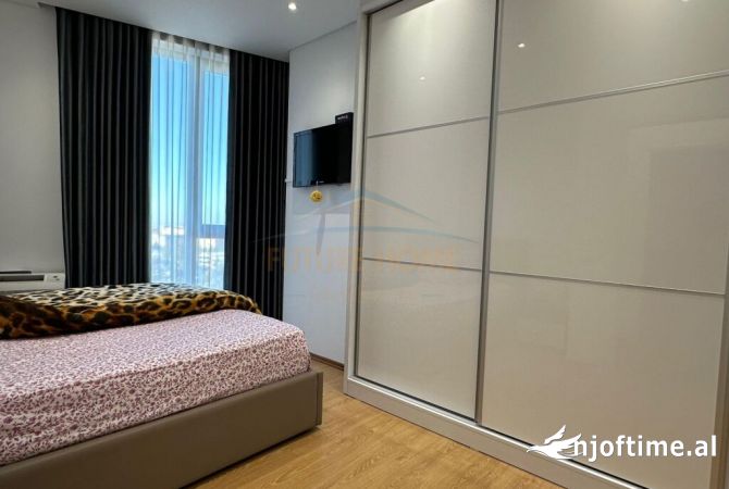 Shtepi me qera Apartament ne Tirane, 2+1, Mobilimi E mobiluar, Pagesa 900  Euro.
