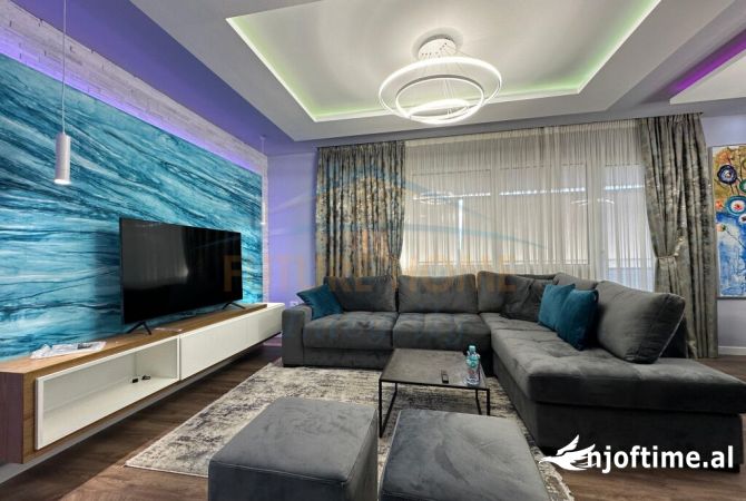 Shtepi me qera 2+1 ne Tirane - 750 Euro