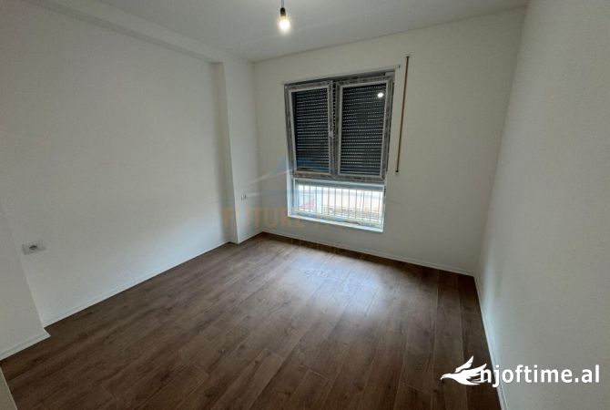 Shtepi me qera 2+1 ne Tirane - 600 Euro